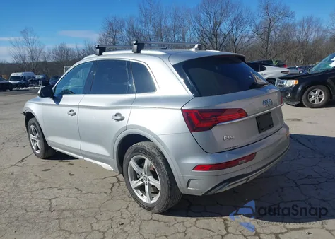 2021 Audi Q5 Premium 45 Tfsi Quattro S Tronic z USA, uszkodzony, nr VIN WA1AAAFY2M2002230